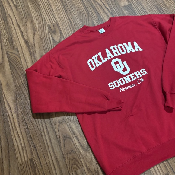 Oklahoma Sooners PullOver Sweatshirt * Men’s Medium Or Woman Large * Like NEW - Picture 4 of 9